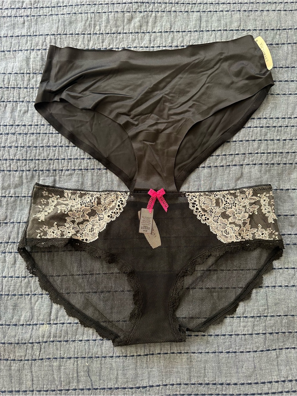 NWT Victoria’s Secret hiphugger panties size medium